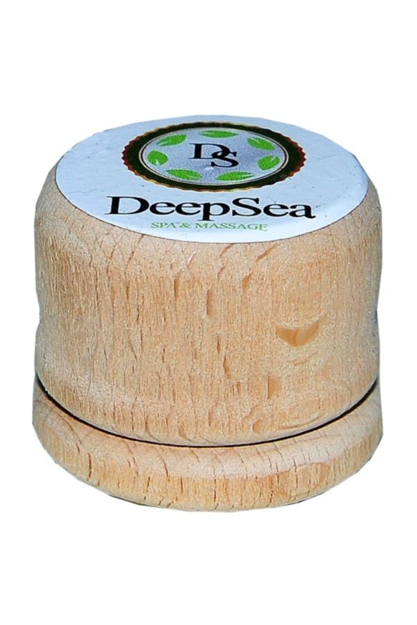 ديب سيا سبا تدليك بحجر المنثول - DeepSea هو المنتج المثالي لتجربة استرخاء فريدة وتنشيط الجسم. يتميز حجر المنثول بتركيبته الفريدة التي توفر إحساسًا بالانتعاش